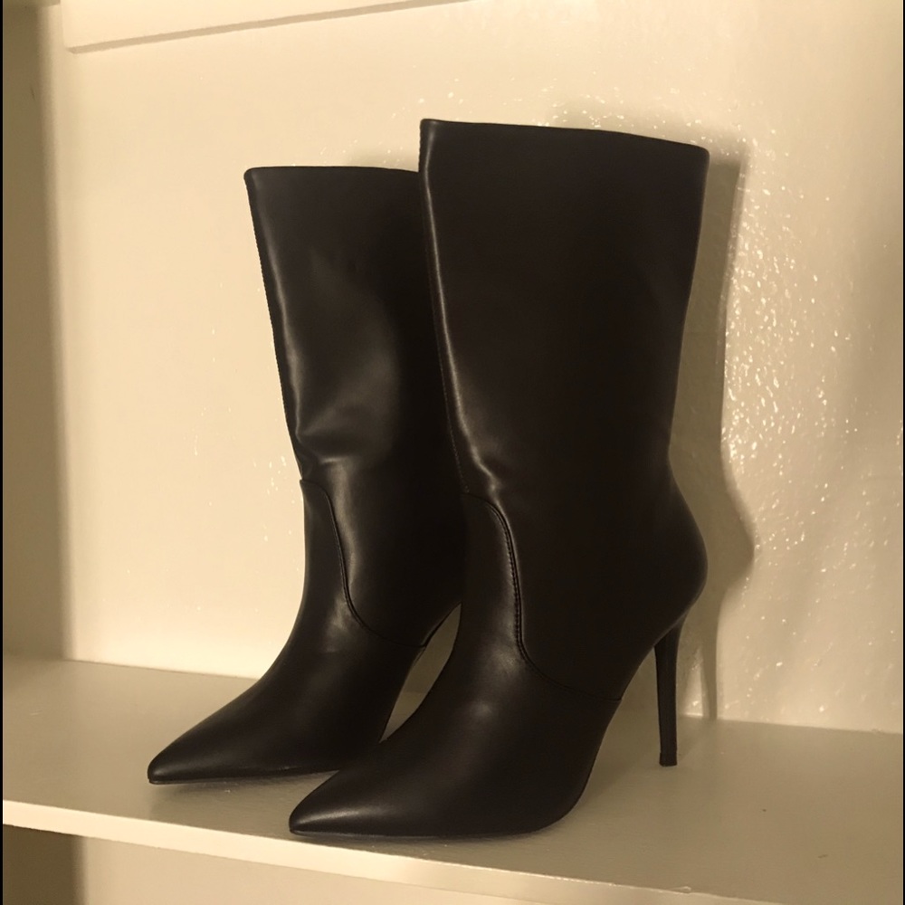 Black ankle Boots